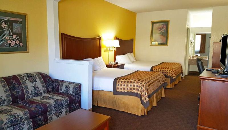 Suite - Americas Best Value Inn & Suites Ft. Worth S