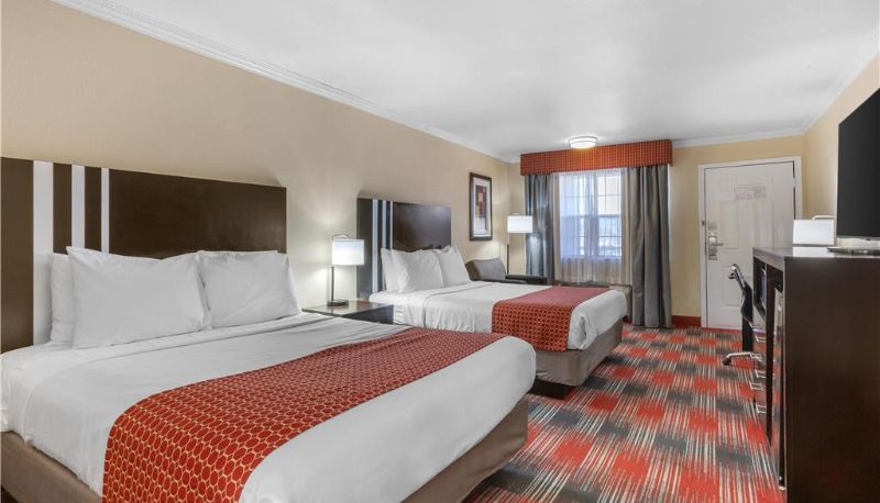 Camera - Best Western Brady Inn