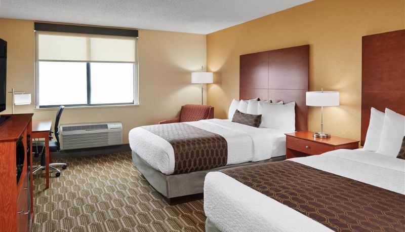 Camera - Best Western Plus Milwaukee Airport Hotel & Conference Center