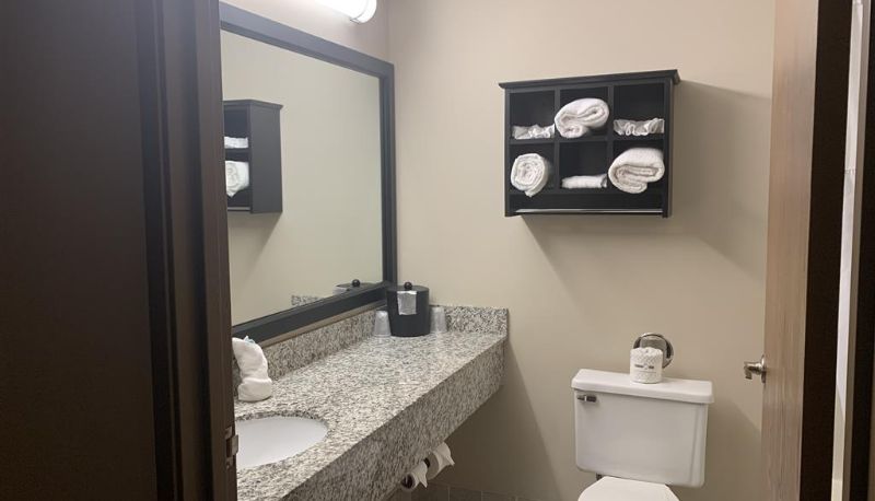 Camera - Best Western Park Oasis Inn