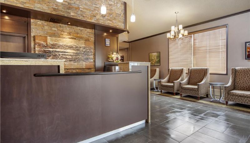 Hall - Best Western Wayside Inn