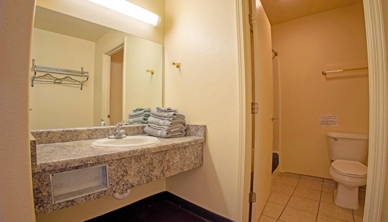 Zimmer - Holiday Motel Lordsburg I-10