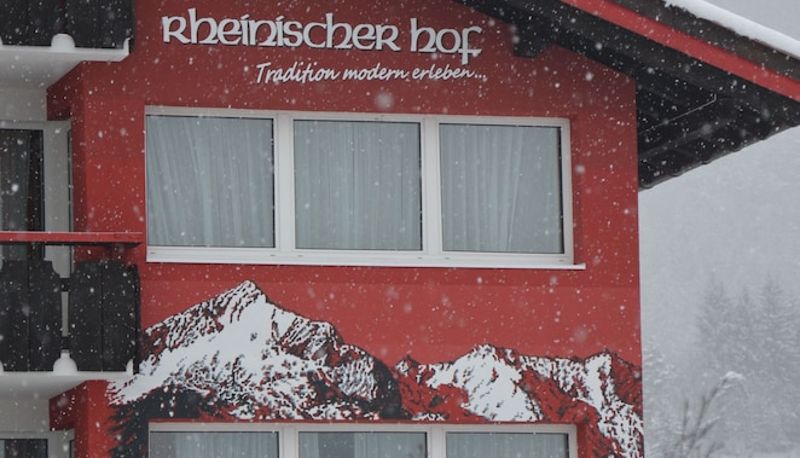 Bilgi - Hotel Rheinischer Hof