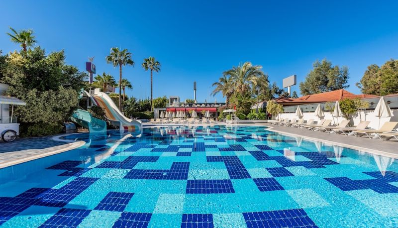 Pool - White City Beach - Adults Only