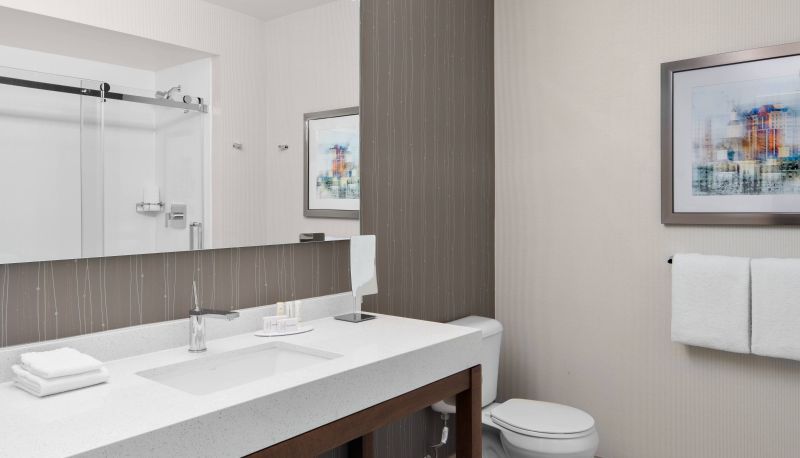 Habitación - Courtyard by Marriott Edmonton Downtown