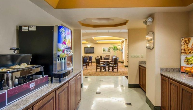 Restaurant - Sleep Inn & Suites Springdale West