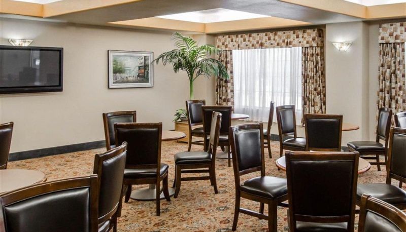 Restaurant - Sleep Inn & Suites Springdale West