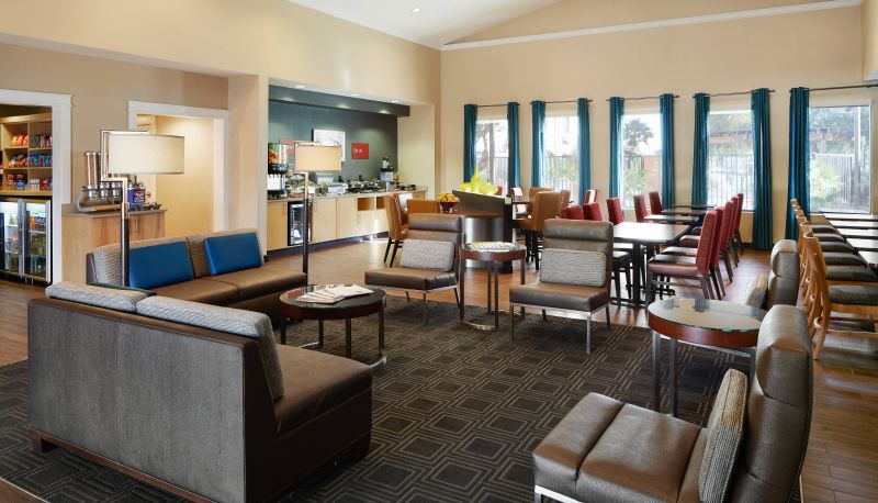 Hal - TownePlace Suites by Marriott Tempe at Arizona Mills Mall