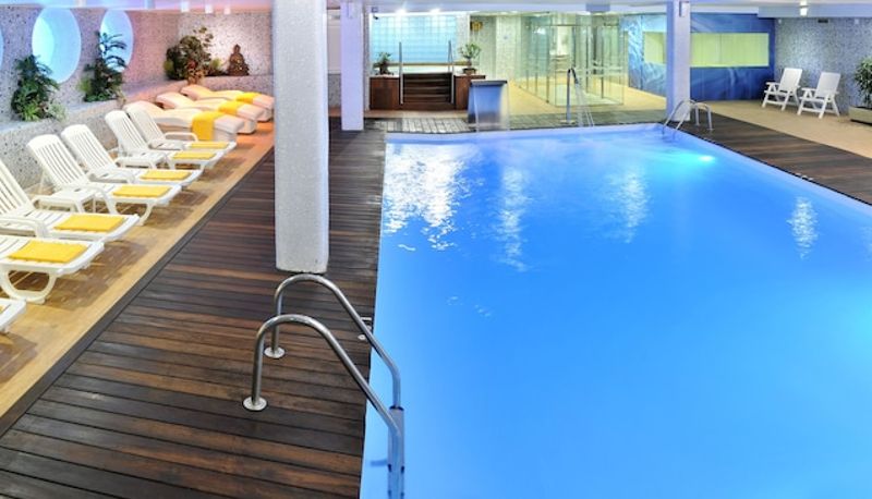 Basen - Hotel GHT Oasis Tossa & Spa