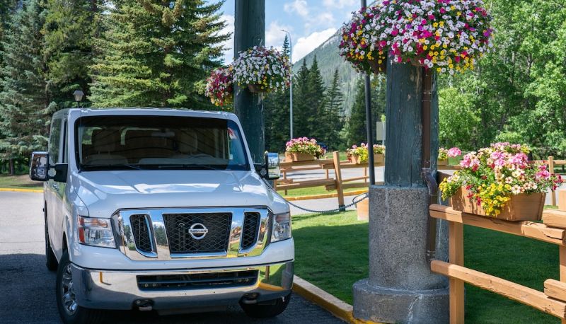 Info - Banff Rocky Mountain Resort