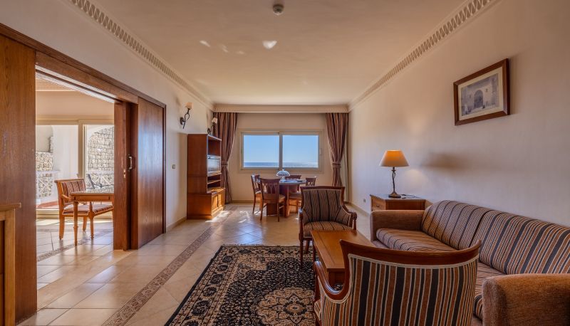 Zimmer - CONTINENTAL PLAZA BEACH RESORT by IHG