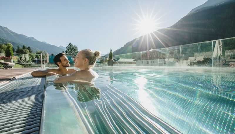 Piscina - Schwarzer Adler