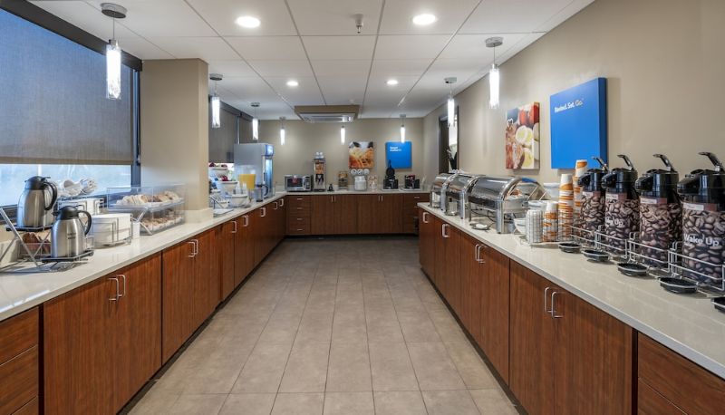 Restaurant - Comfort Inn & Suites At Copeland Tower
