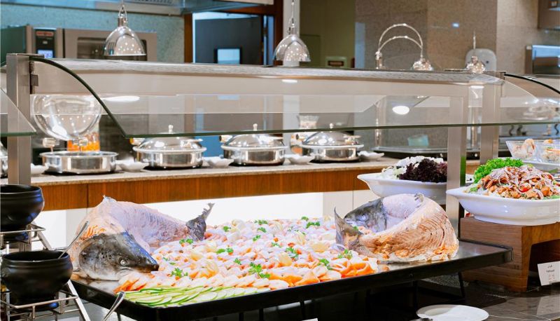 Restaurant - Radisson Blu Hotel and Convention Centre Riyadh Minhal