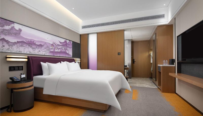 Camera - Hampton by Hilton Enshi