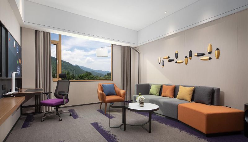Zimmer - Hampton by Hilton Enshi
