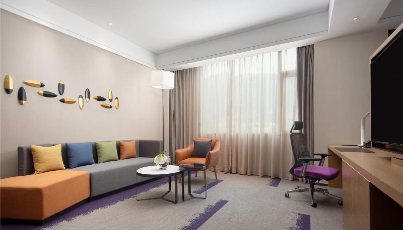 Camera - Hampton by Hilton Enshi