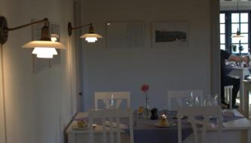 Sala śniadaniowa w restauracji - Henne Mølle Å Badehotel
