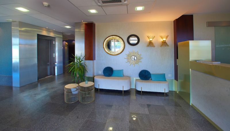 Recepción - Hotel Canelas