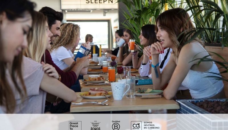 Restauracja - SLEEP’N Atocha – B Corp Certified Hostal