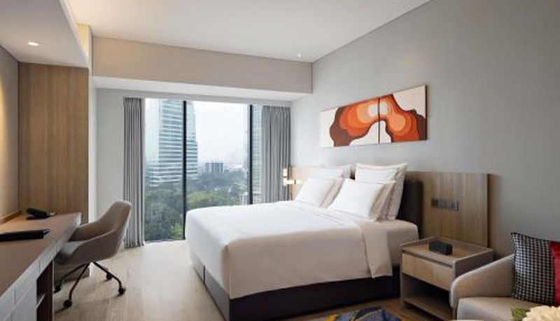 Información - Swissôtel Living Jakarta Mega Kuningan