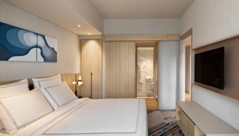 Información - Swissôtel Living Jakarta Mega Kuningan