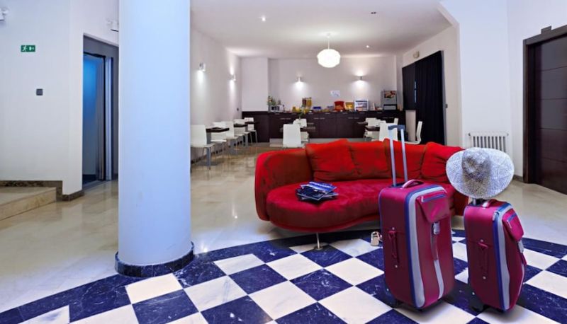 Hall - Hotel Aptos Alejandra Home