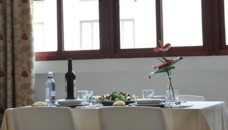Restaurant - Hotel Aptos Alejandra Home