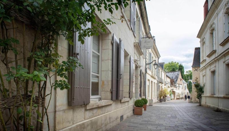 Info - Hôtel de Biencourt