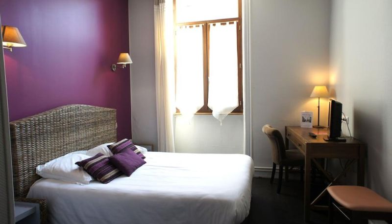 Standard room - Hôtel des Alpes