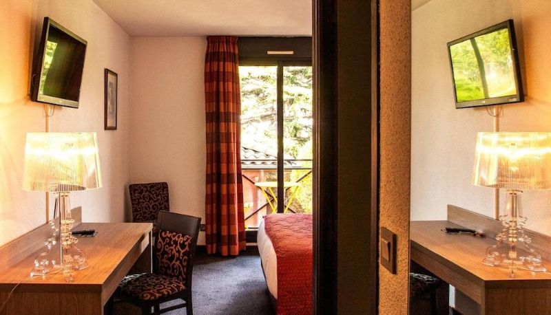Standard room - Hotel Les Amandiers