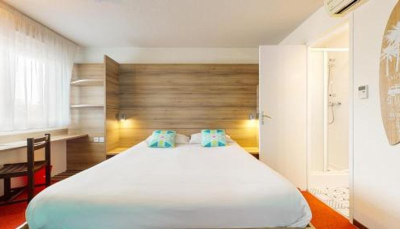 Aile odası - Ever Route 64 Brit Hotel Tarbes Ibos