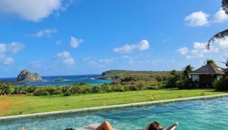 Piscina - NANNAI Noronha