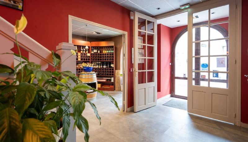 Rezeption - Central Logis