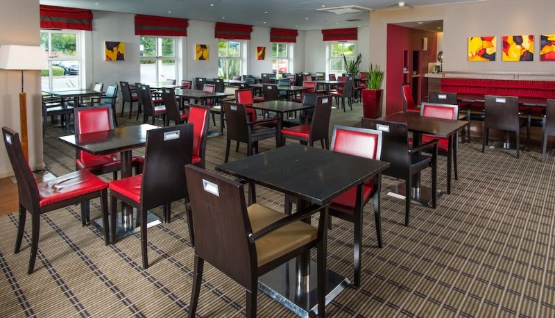Restaurant - Holiday Inn Express DERBY - PRIDE PARK by IHG