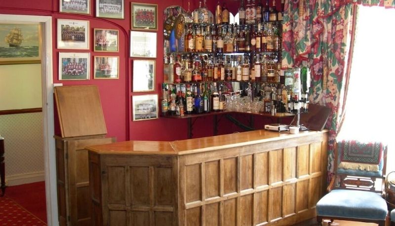 Informacje - Meryan House Hotel