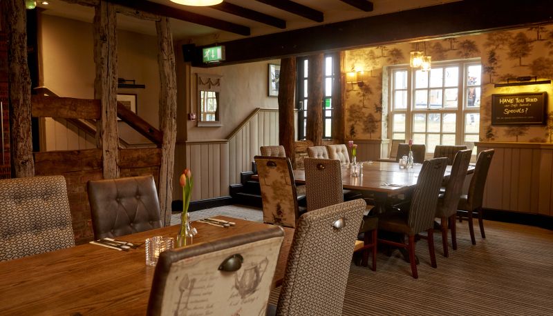 Ristorante - Cross Roads Northampton by Chef & Brewer Collection