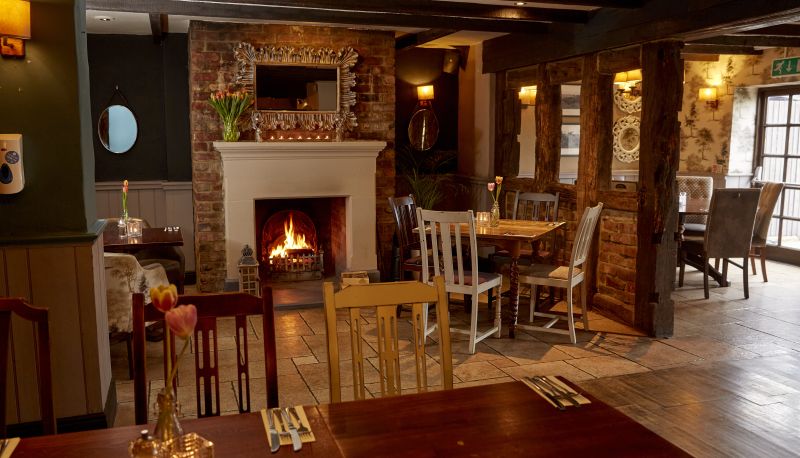 Ristorante - Cross Roads Northampton by Chef & Brewer Collection