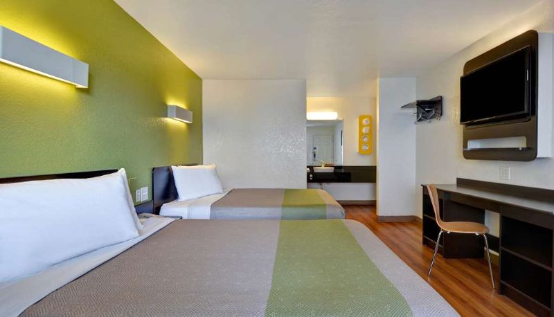Room - MOTEL 6 DESTIN FL