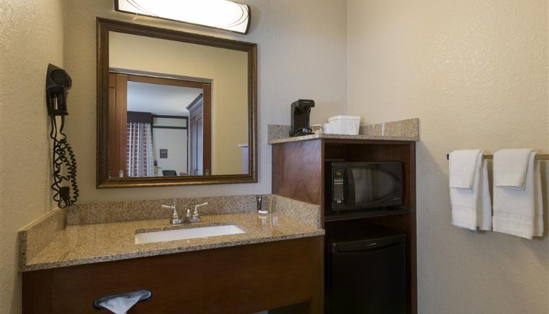 Room - Rosen Inn International