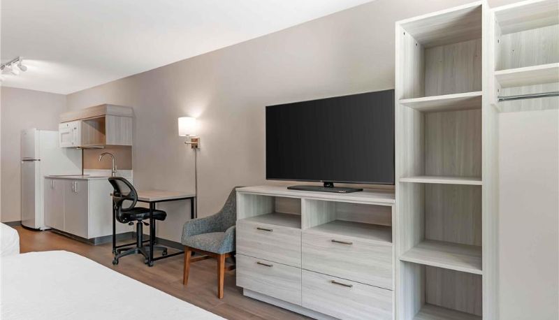 Zimmer - Extended Stay America Select Suites - Wildwood - The Villages