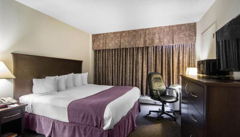 Camera - Quality Inn & Suites Yellowknife