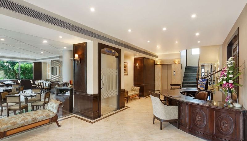 Hall - LA PLACE SAROVAR PORTICO LUCKNOW