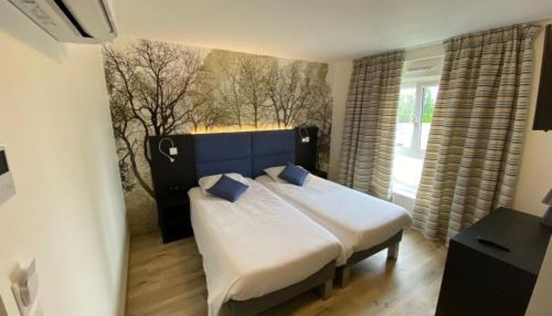 Quarto - Logis Relais Saint Michel