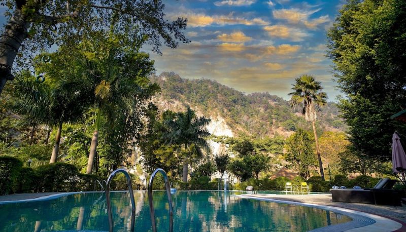 Basen - The Solluna Resort