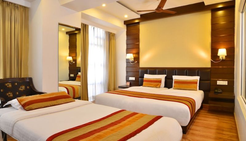 Info - Hotel Metro Heights