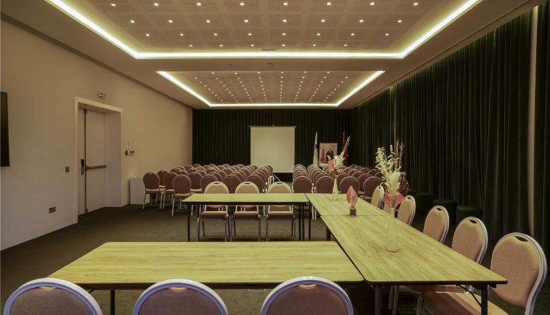 Sala conferenze - DoubleTree by Hilton Ben Guerir Hotel & Residences