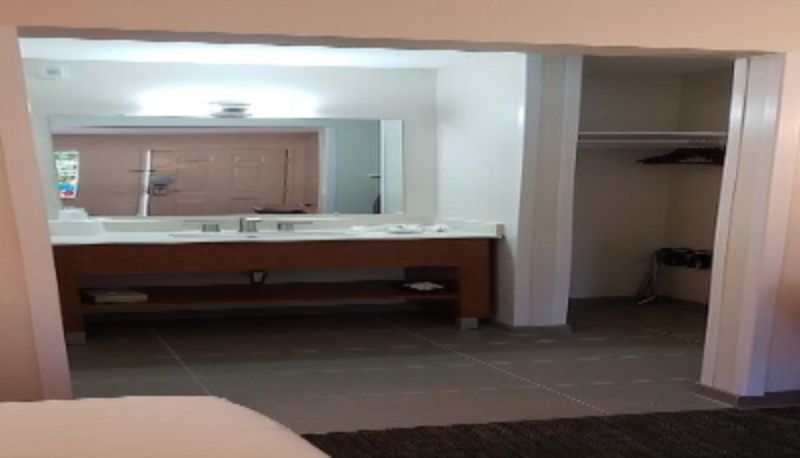 Zimmer - Good Nite Inn Salinas - Monterey - Carmel