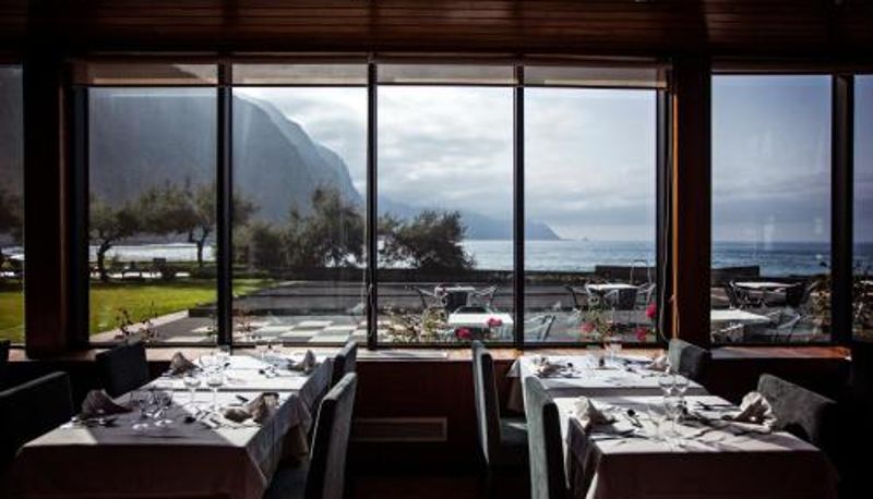 Ontbijtzaal in het restaurant - Estalagem do Mar