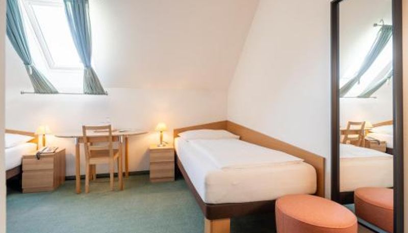 Camera - Hotel Mariahilf im Stadtzentrum